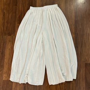 White accordion pants